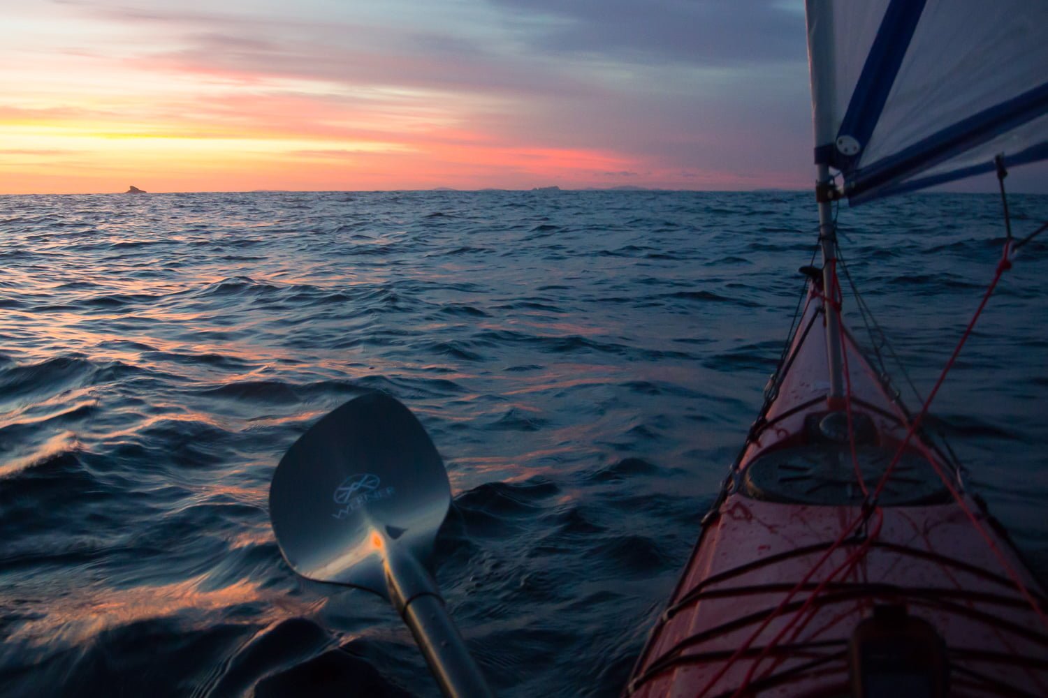 SEA KAYAKING BASS STRAIT