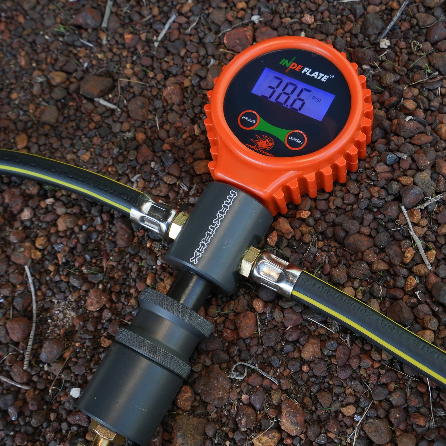 MAXTRAX Indeflate Digital Lit Gauge