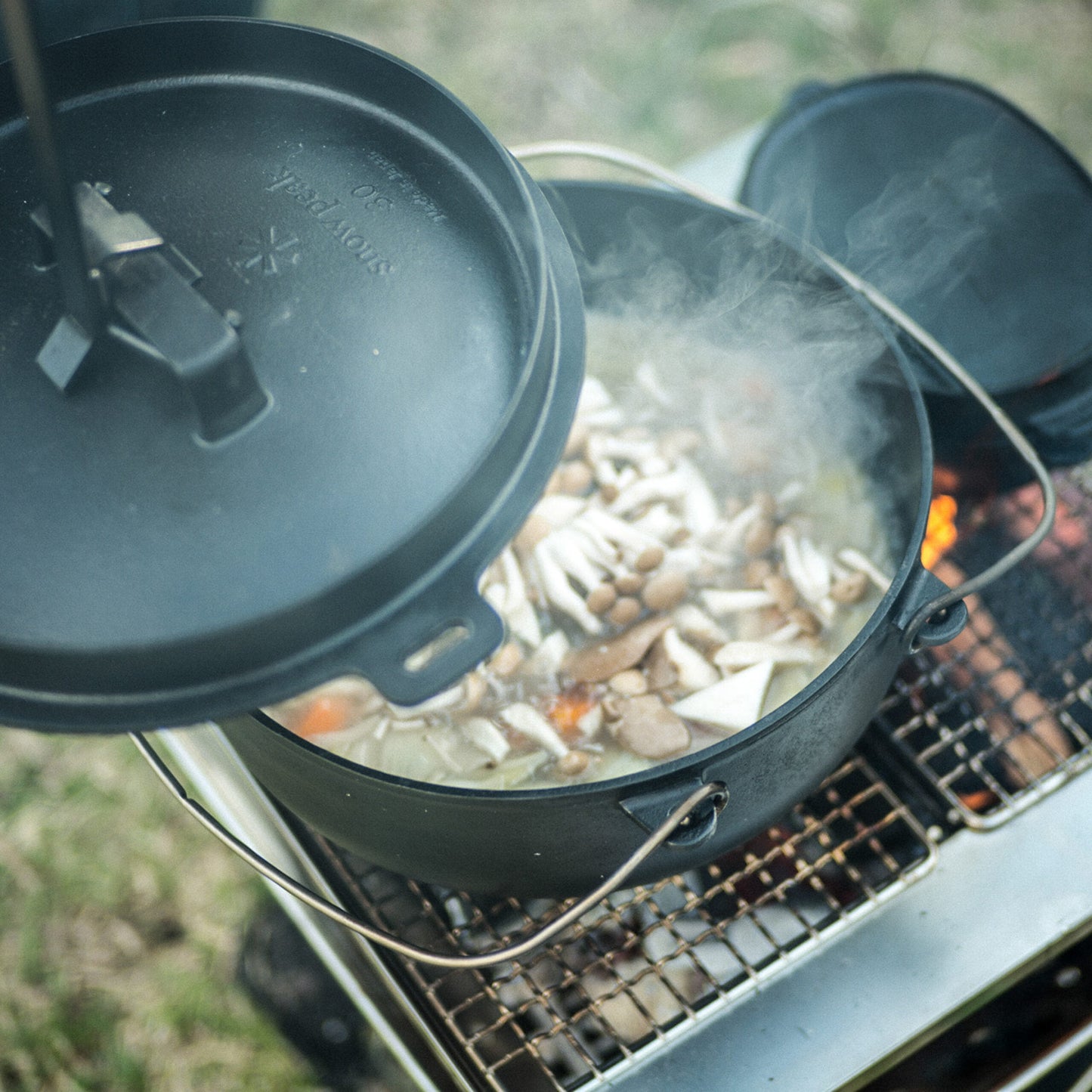 Snow Peak Camp Oven